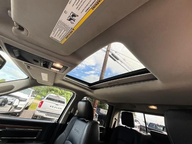 2016 RAM 1500 4WD Crew Cab 5.7 Ft Box Laramie