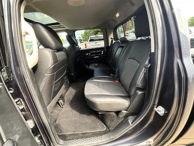 2016 RAM 1500 4WD Crew Cab 5.7 Ft Box Laramie
