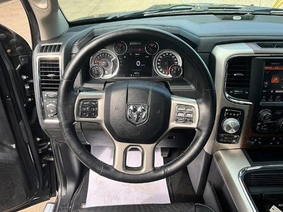 2016 RAM 1500 4WD Crew Cab 5.7 Ft Box Laramie