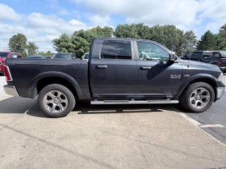 2016 RAM 1500 4WD Crew Cab 5.7 Ft Box Laramie