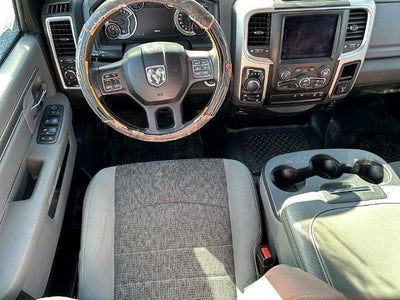 2019 RAM 1500 Classic Big Horn 4x4 Crew Cab 6'4" Box