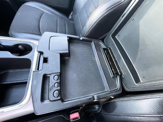 2017 RAM 1500 Sport 4x4 Crew Cab 6'4" Box