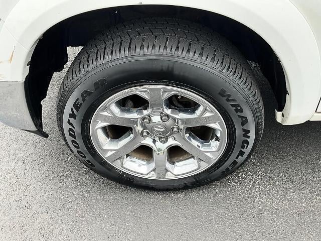 2017 RAM 1500 Laramie 4x4 Crew Cab 6'4" Box