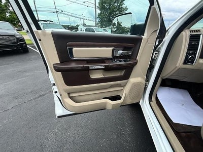 2017 RAM 1500 Laramie 4x4 Crew Cab 6'4" Box