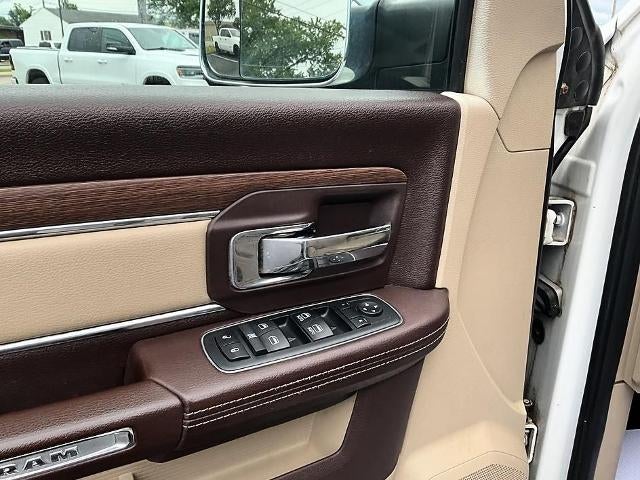 2017 RAM 1500 Laramie 4x4 Crew Cab 6'4" Box