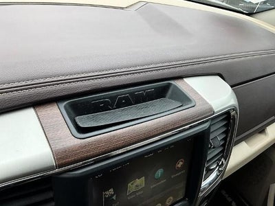 2017 RAM 1500 Laramie 4x4 Crew Cab 6'4" Box