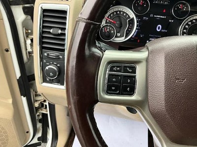 2017 RAM 1500 Laramie 4x4 Crew Cab 6'4" Box