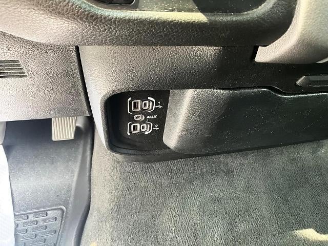 2022 RAM 1500 Big Horn 4x2 Quad Cab 6'4" Box