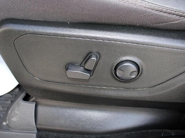 2023 RAM 1500 Big Horn 4x4 Quad Cab 6'4" Box