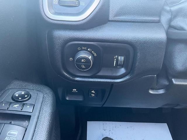 2021 RAM 1500 Big Horn 4x4 Quad Cab 6'4" Box