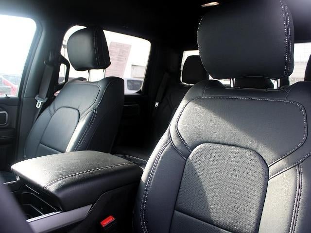 2025 RAM 1500 Big Horn 4x4 Crew Cab 5'7" Box