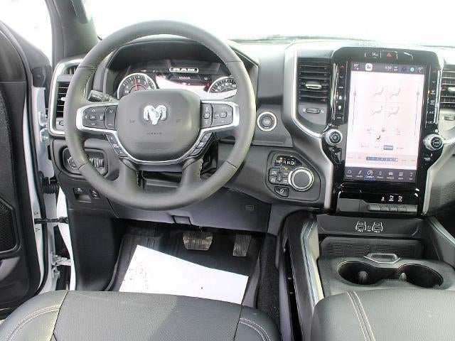 2025 RAM 1500 Big Horn 4x4 Crew Cab 5'7" Box