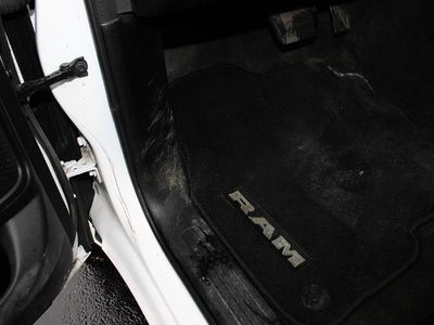 2020 RAM 1500 Big Horn 4x4 Crew Cab 5'7" Box