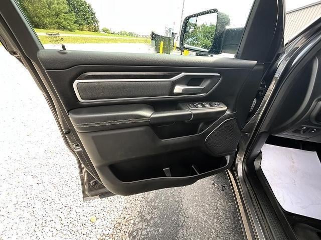 2022 RAM 1500 Big Horn 4x4 Crew Cab 5'7" Box