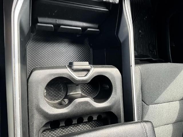 2022 RAM 1500 Big Horn 4x4 Crew Cab 5'7" Box