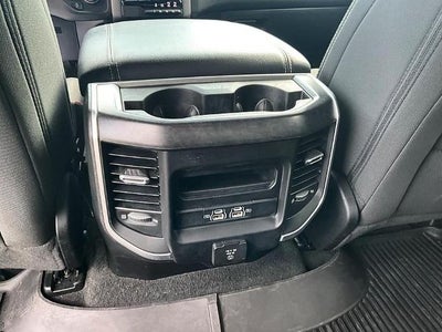 2022 RAM 1500 Big Horn 4x4 Crew Cab 5'7" Box