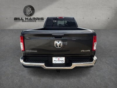 2022 RAM 1500 Big Horn 4x4 Crew Cab 5'7" Box