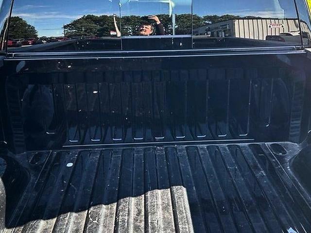2025 RAM 1500 Tradesman 4x4 Crew Cab 5'7" Box