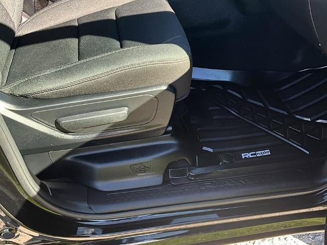 2025 RAM 1500 Tradesman 4x4 Crew Cab 5'7" Box