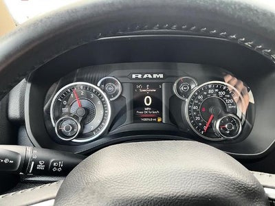 2020 RAM 1500 Big Horn 4x4 Quad Cab 6'4" Box