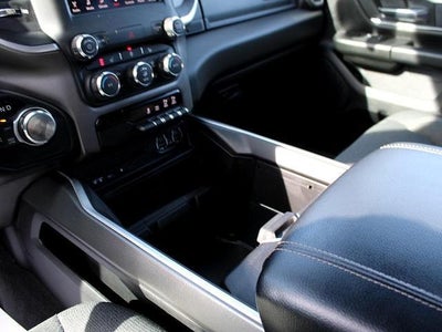 2019 RAM 1500 Big Horn/Lone Star 4x4 Quad Cab 6'4" Box