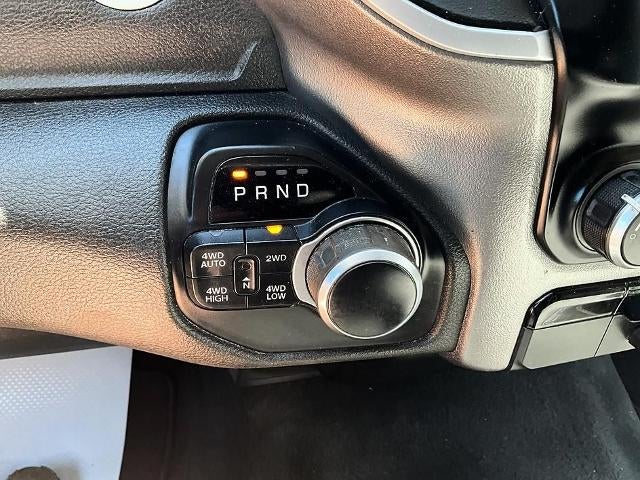 2020 RAM 1500 Big Horn 4x4 Quad Cab 6'4" Box