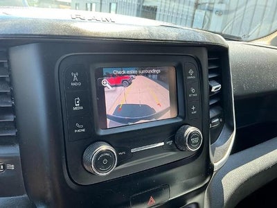 2020 RAM 1500 Big Horn 4x4 Quad Cab 6'4" Box