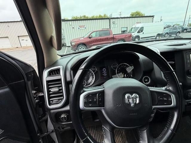 2020 RAM 1500 Big Horn 4x4 Quad Cab 6'4" Box