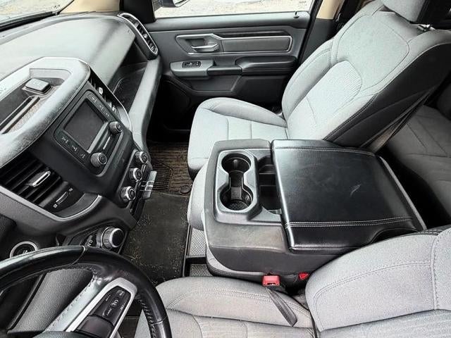 2020 RAM 1500 Big Horn 4x4 Quad Cab 6'4" Box