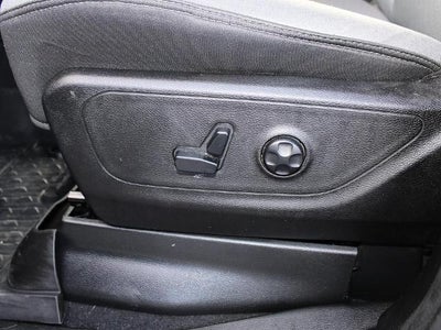 2019 RAM 1500 Big Horn/Lone Star 4x4 Crew Cab 5'7" Box