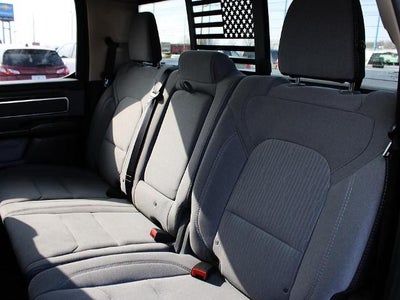 2019 RAM 1500 Big Horn/Lone Star 4x4 Crew Cab 5'7" Box