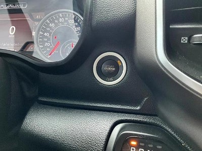 2020 RAM 1500 Big Horn 4x4 Crew Cab 5'7" Box