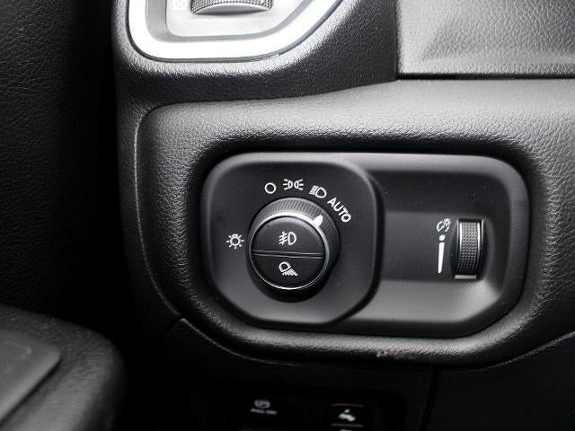 2023 RAM 1500 Big Horn 4x4 Crew Cab 5'7" Box