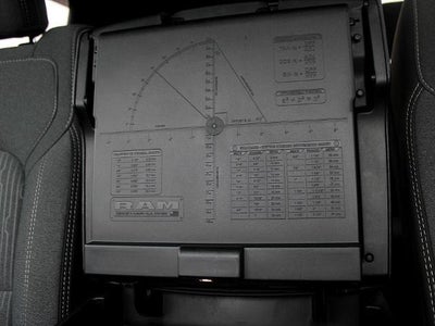 2023 RAM 1500 Big Horn 4x4 Crew Cab 5'7" Box