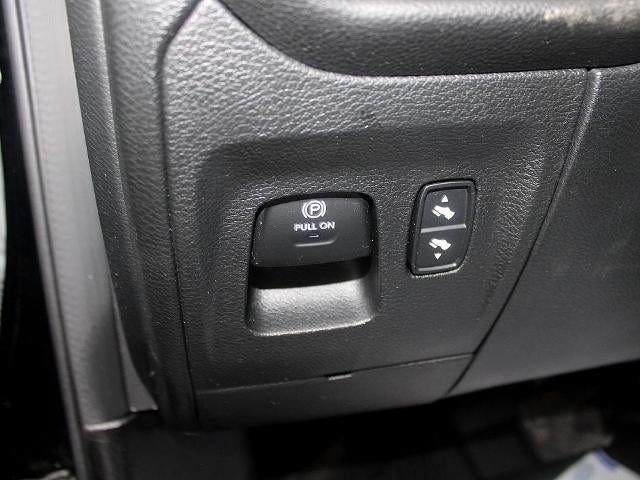 2023 RAM 1500 Big Horn 4x4 Crew Cab 5'7" Box