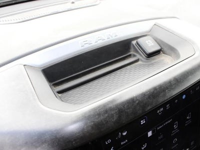 2023 RAM 1500 Big Horn 4x4 Crew Cab 5'7" Box