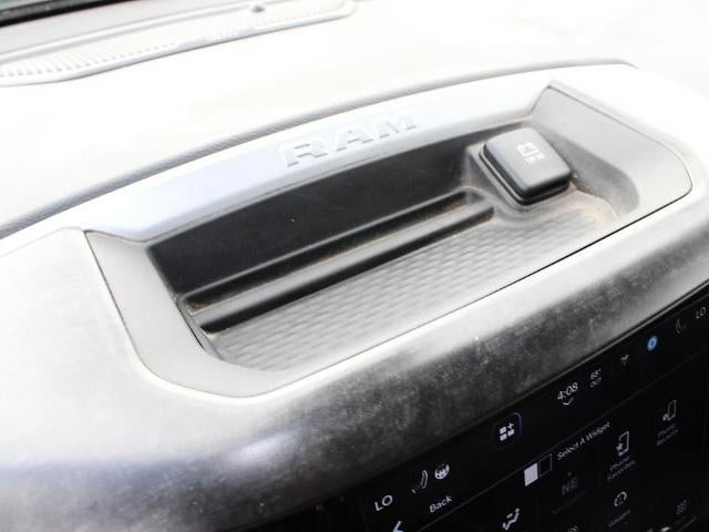 2023 RAM 1500 Big Horn 4x4 Crew Cab 5'7" Box