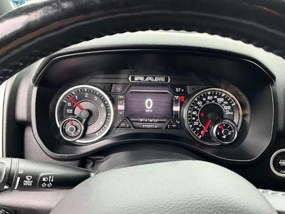 2020 RAM 1500 Big Horn 4x4 Crew Cab 5'7" Box