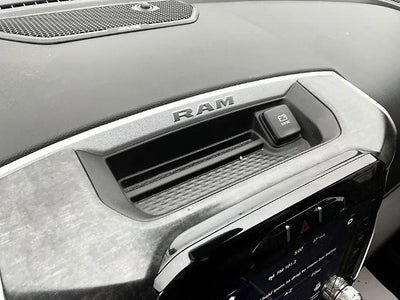 2020 RAM 1500 Big Horn 4x4 Crew Cab 5'7" Box