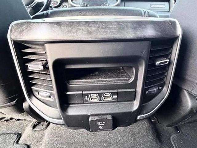 2020 RAM 1500 Big Horn 4x4 Crew Cab 5'7" Box