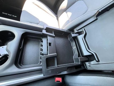 2020 RAM 1500 Big Horn 4x4 Crew Cab 5'7" Box