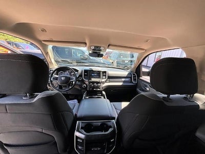 2020 RAM 1500 Big Horn 4x4 Crew Cab 5'7" Box