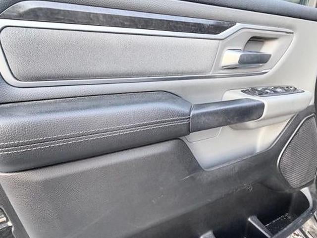 2020 RAM 1500 Big Horn 4x4 Crew Cab 5'7" Box