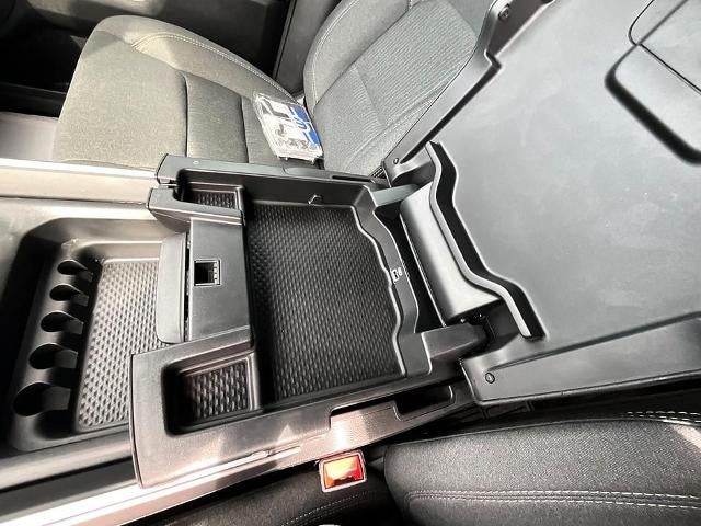 2021 RAM 1500 Big Horn 4x4 Crew Cab 5'7" Box