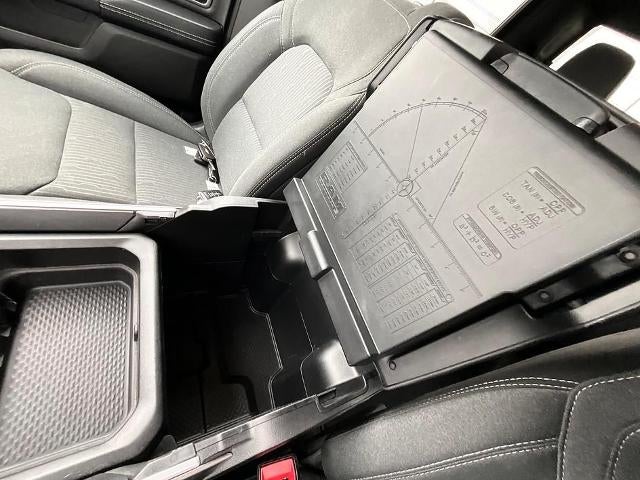 2023 RAM 1500 Big Horn 4x4 Crew Cab 5'7" Box