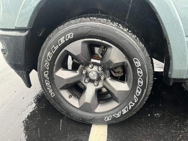 2021 RAM 1500 Big Horn 4x4 Crew Cab 5'7" Box
