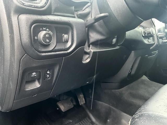 2021 RAM 1500 Big Horn 4x4 Crew Cab 5'7" Box