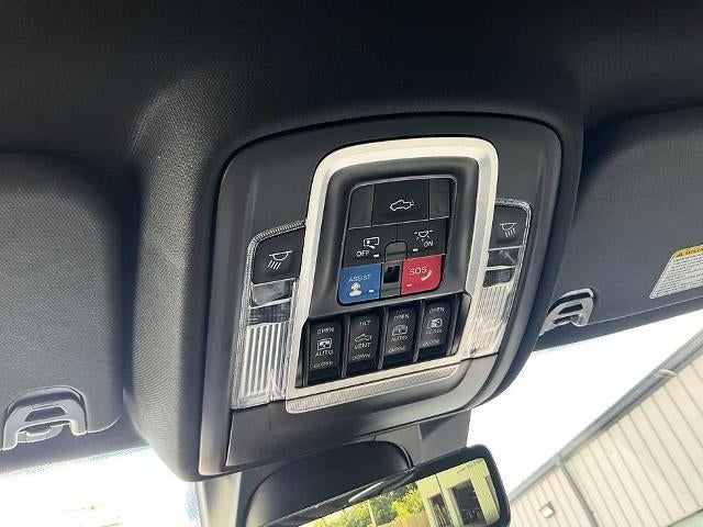 2023 RAM 1500 Limited 4x4 Crew Cab 5'7" Box