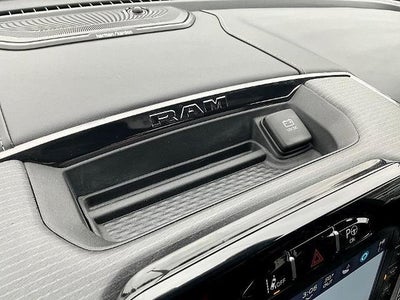 2022 RAM 1500 Limited 4x4 Crew Cab 5'7" Box