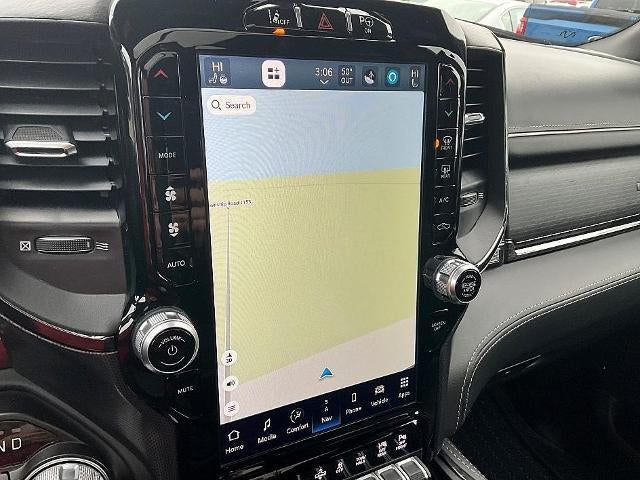 2022 RAM 1500 Limited 4x4 Crew Cab 5'7" Box